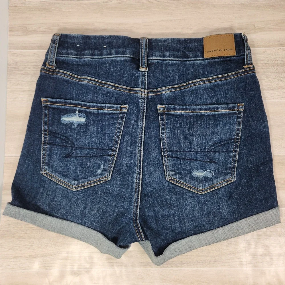 American Eagle Curvy High-Rise‎ Shortie Women's 4 Distressed Dark Wash Shorts - Picture 2 of 7
